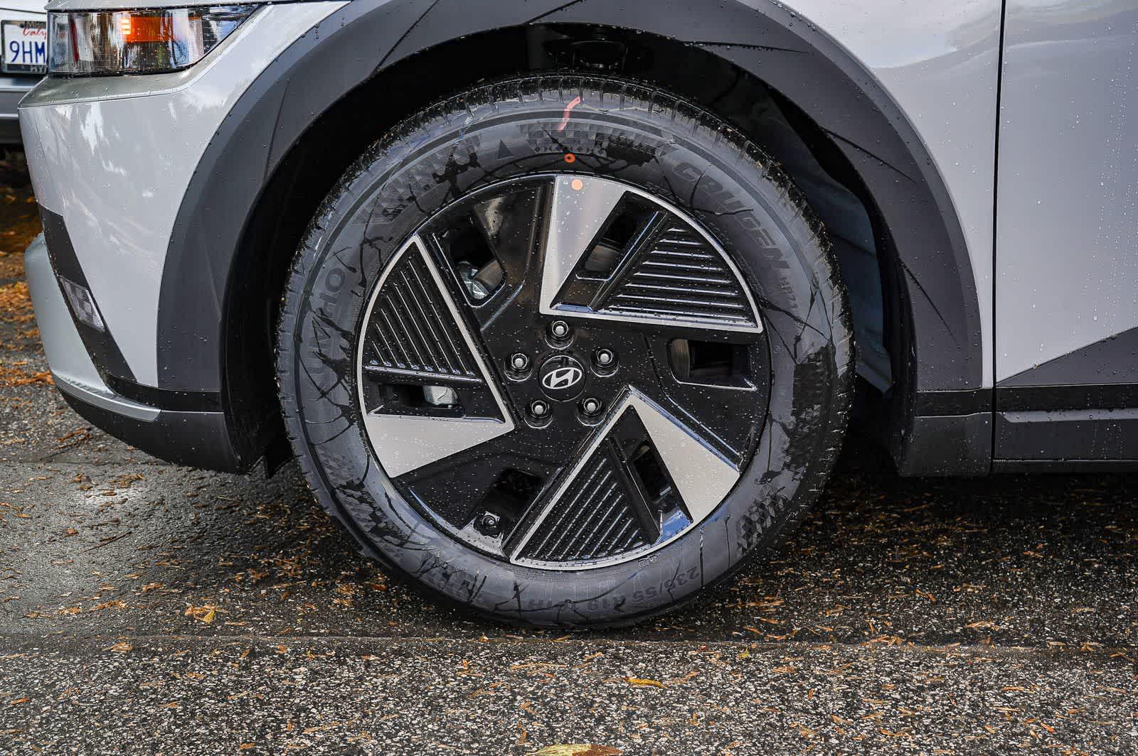 Thumbnail: 2026 Hyundai Ioniq 5 - 4