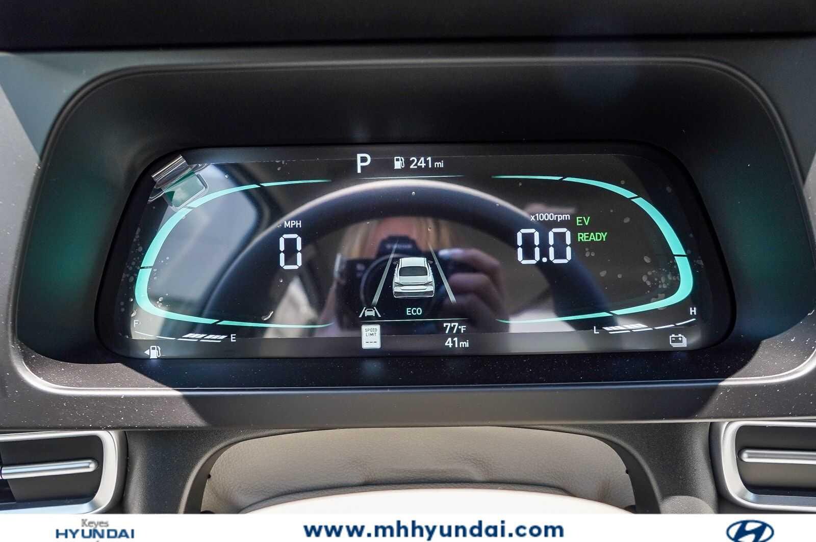 Thumbnail: 2026 Hyundai Elantra - 27