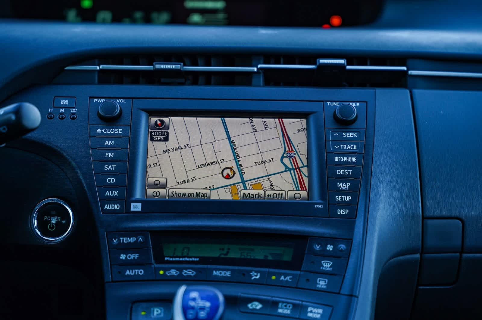 Thumbnail: 2010 Toyota Prius - 14