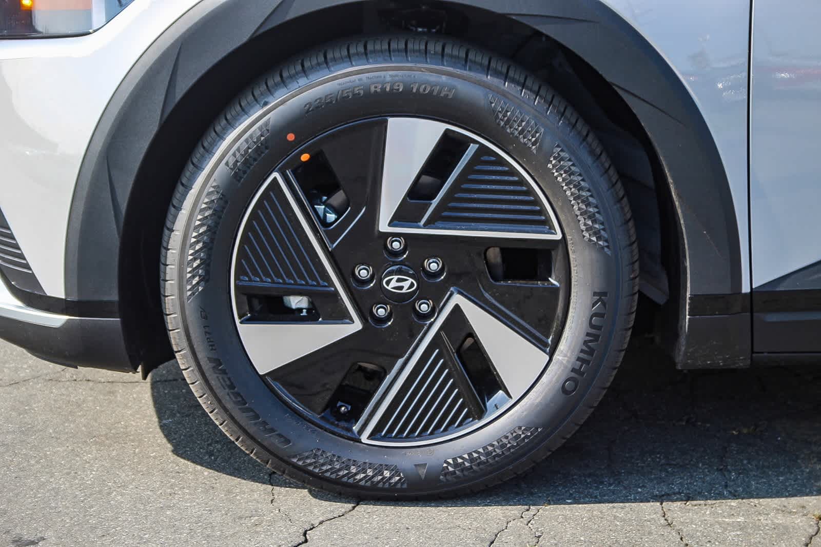 2025 Hyundai Ioniq 5 SEL 8