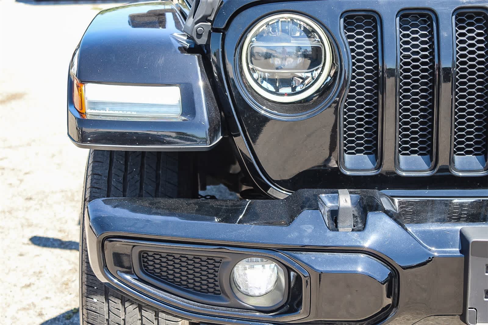 Thumbnail: 2021 Jeep Wrangler - 10
