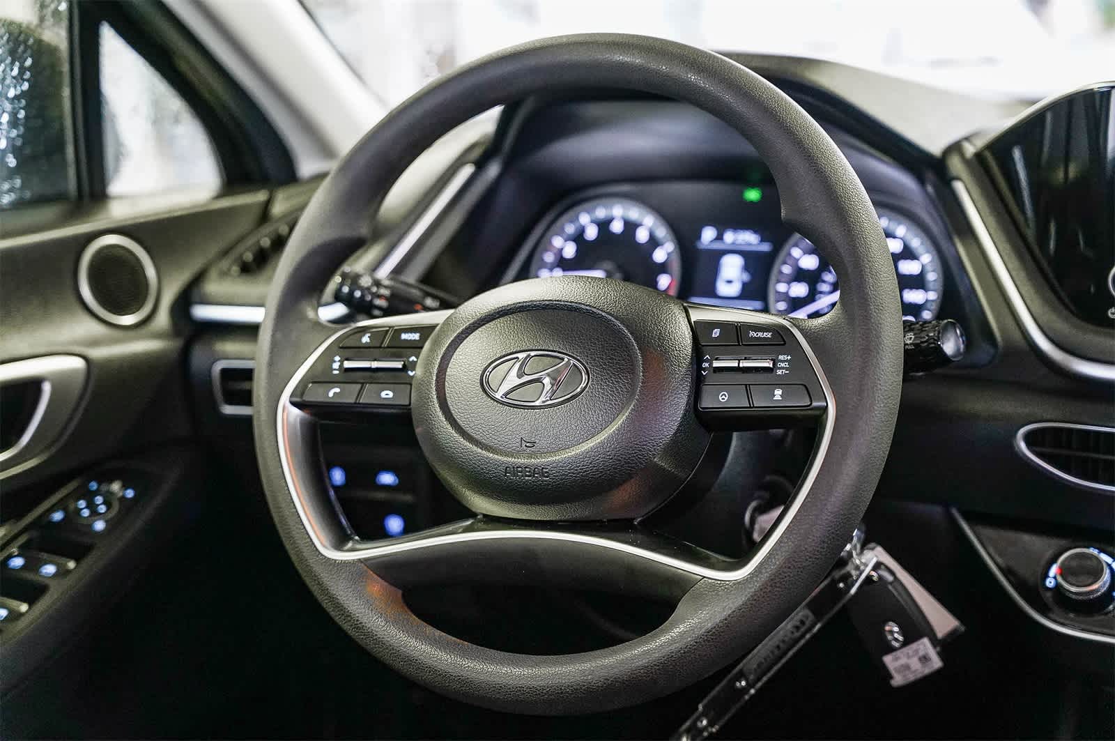 Thumbnail: 2023 Hyundai Sonata - 15