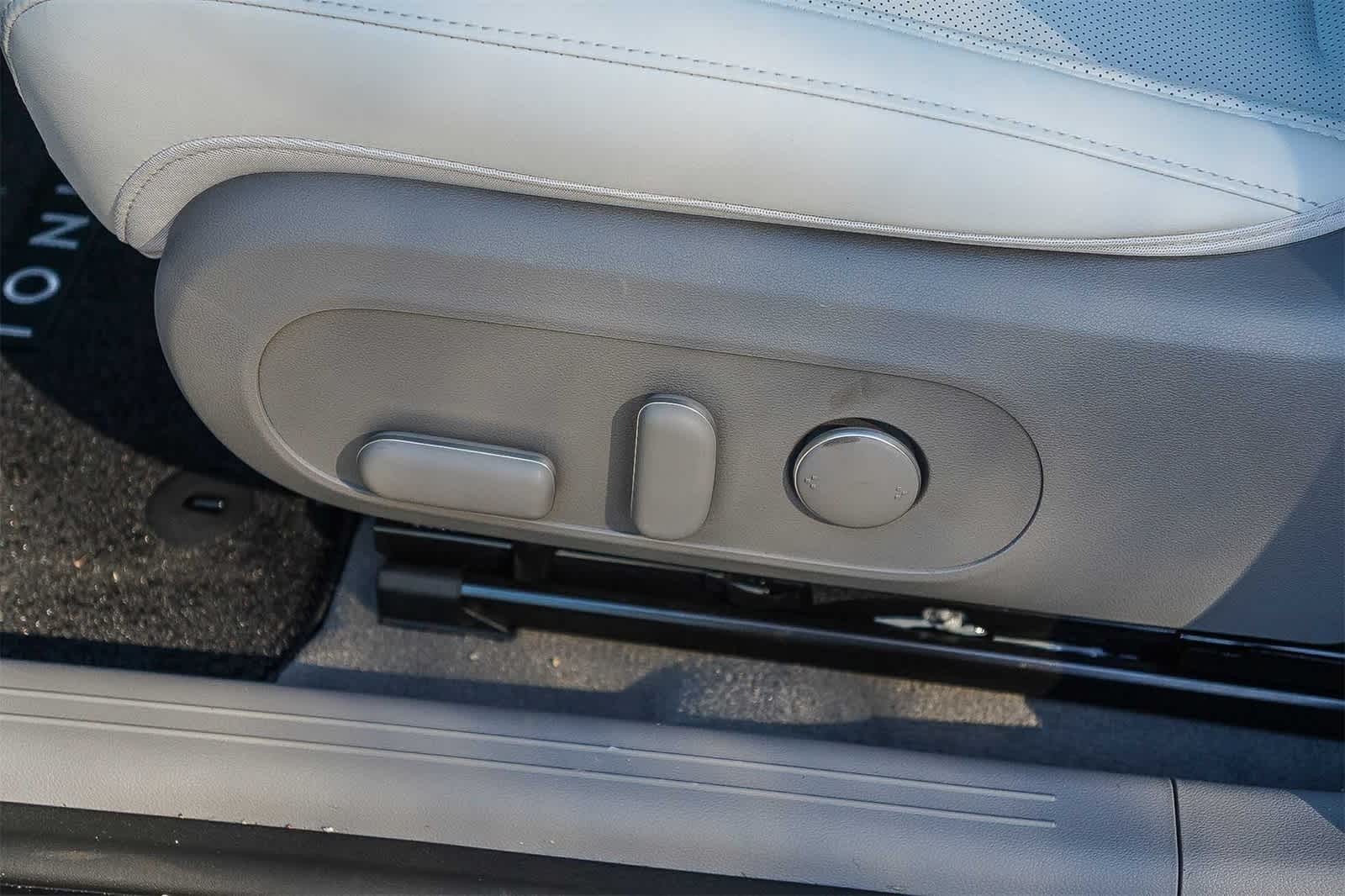 Thumbnail: 2025 Hyundai Ioniq 6 - 25