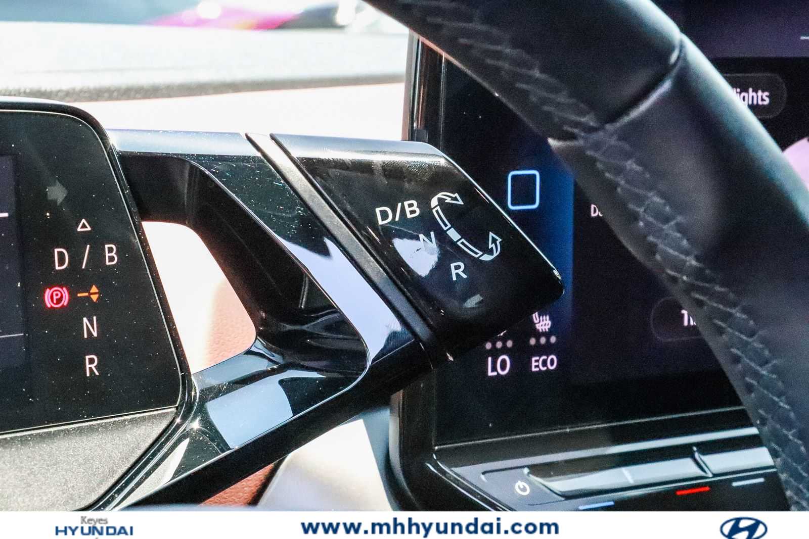 Thumbnail: 2022 Volkswagen ID.4 - 18