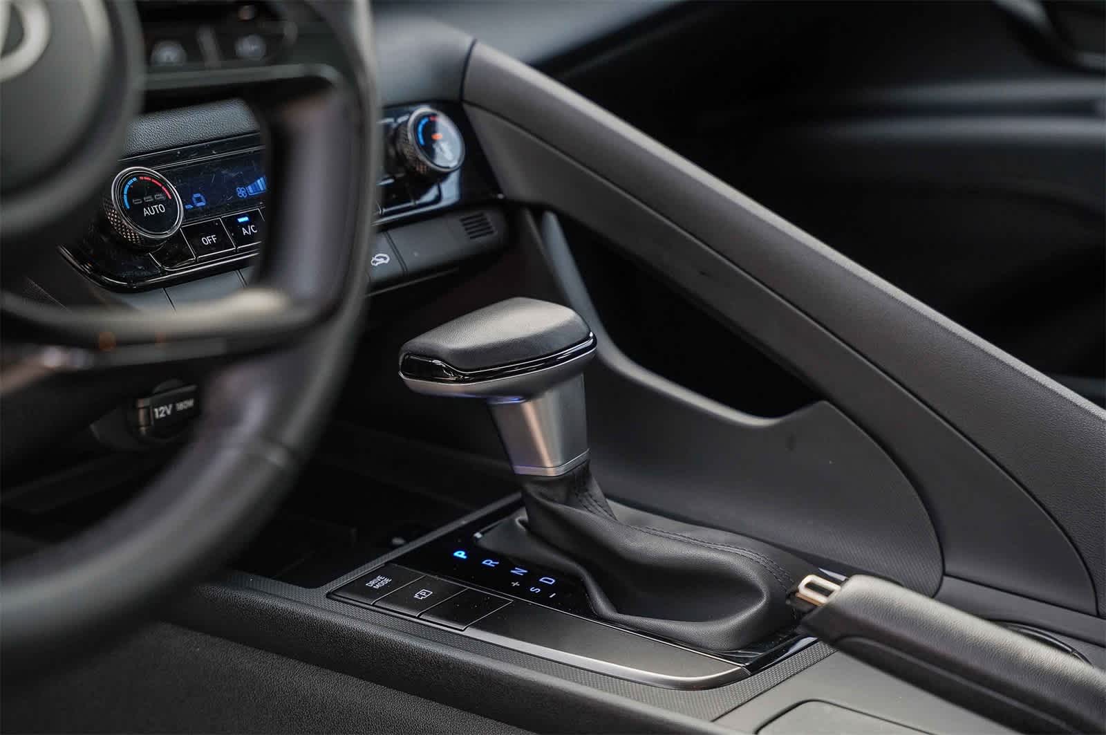 Thumbnail: 2025 Hyundai Elantra - 20