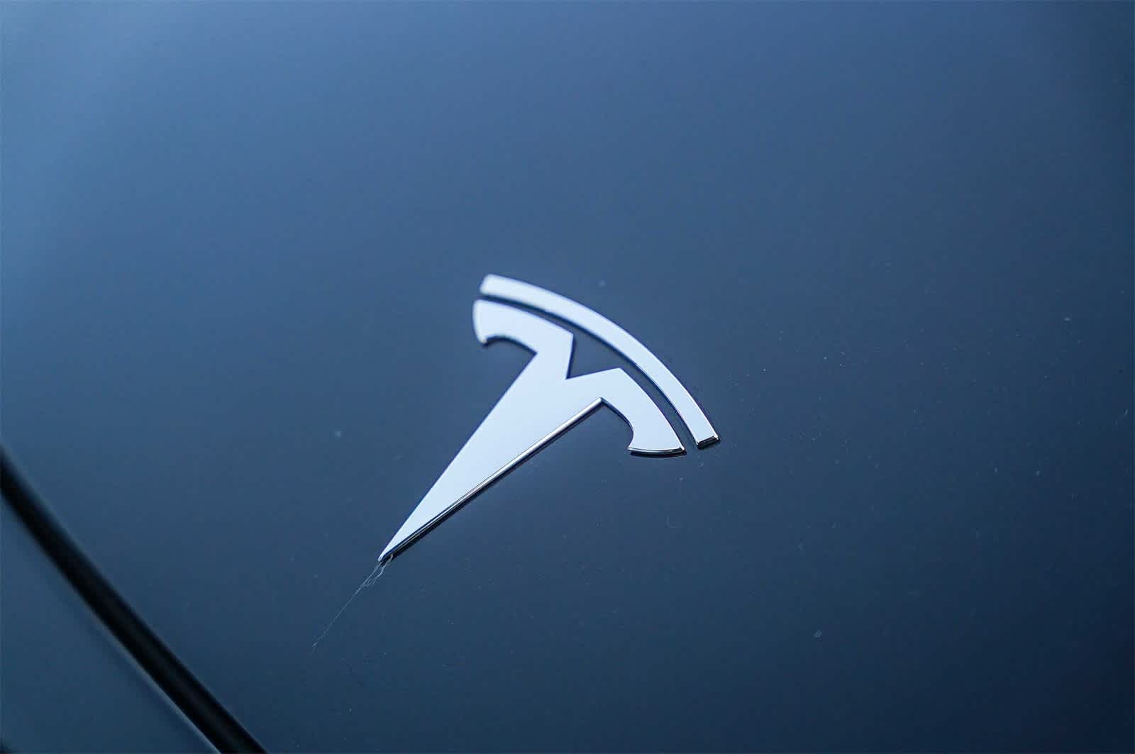 Thumbnail: 2022 Tesla Model 3 - 4