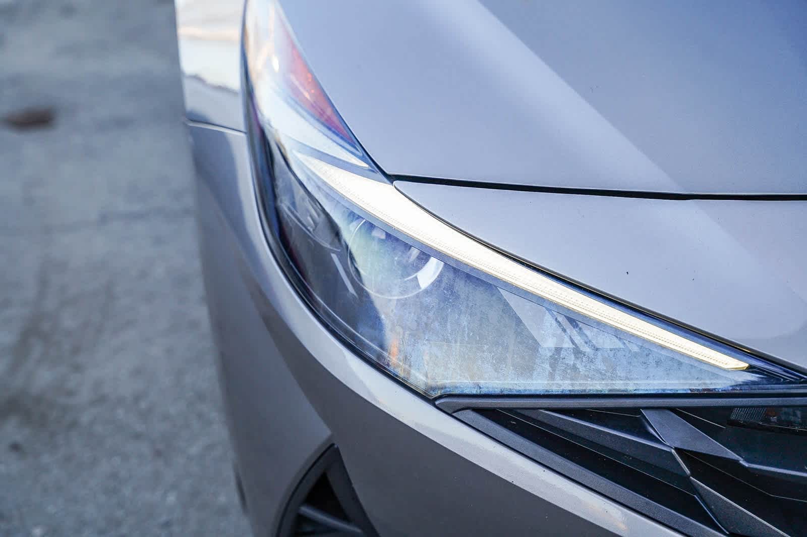 Thumbnail: 2023 Hyundai Elantra - 10