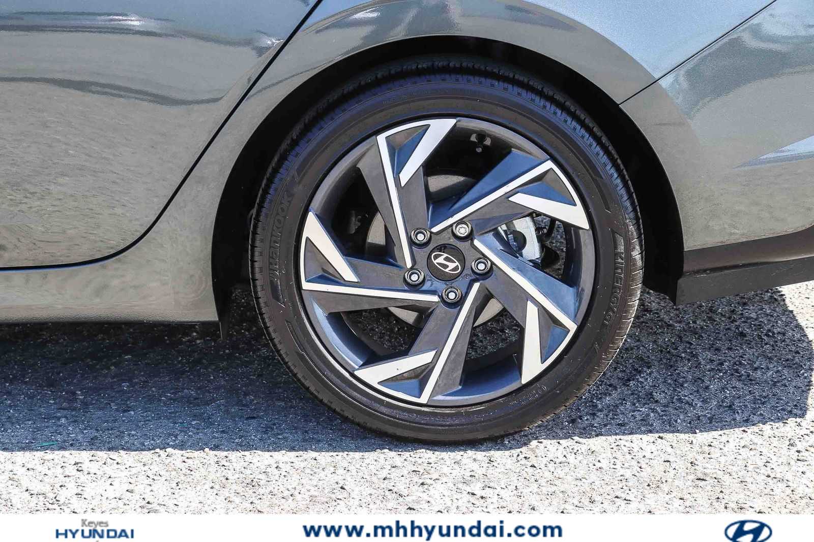 Thumbnail: 2025 Hyundai Elantra - 8