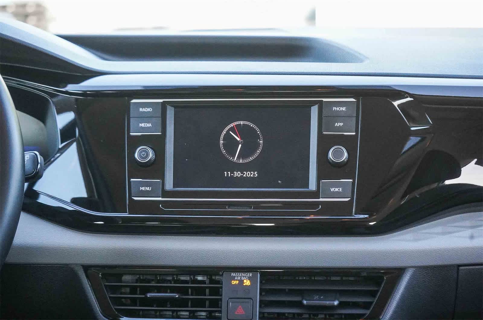 Thumbnail: 2024 Volkswagen Taos - 14