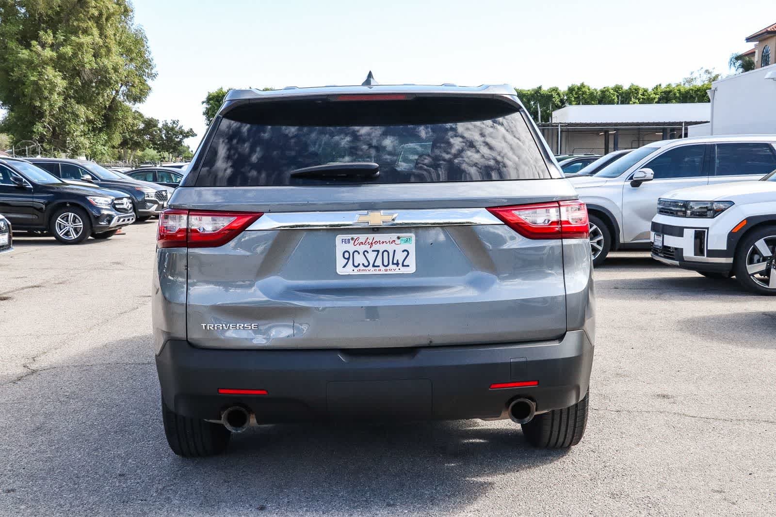 Thumbnail: 2018 Chevrolet Traverse - 3