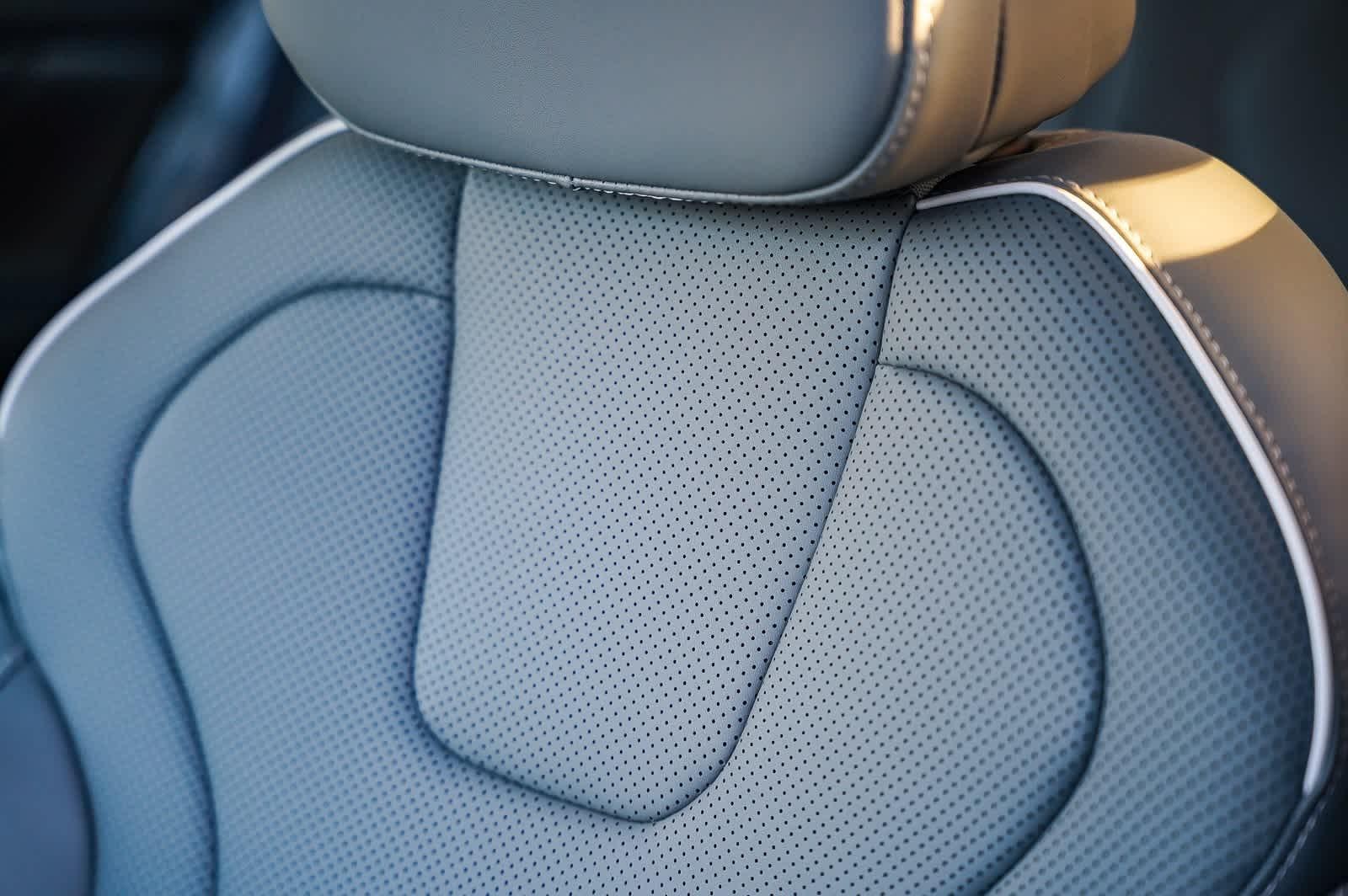 Thumbnail: 2025 Hyundai Elantra - 25