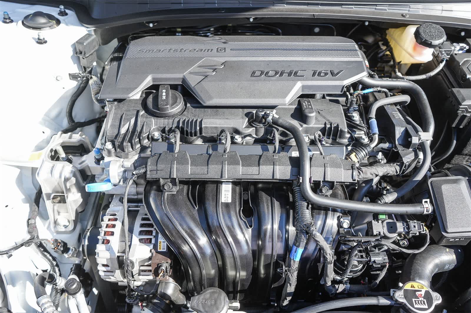 Thumbnail: 2025 Hyundai Elantra - 16