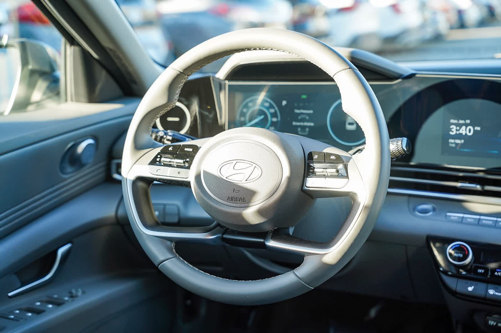 Thumbnail: 2024 Hyundai Elantra - 15