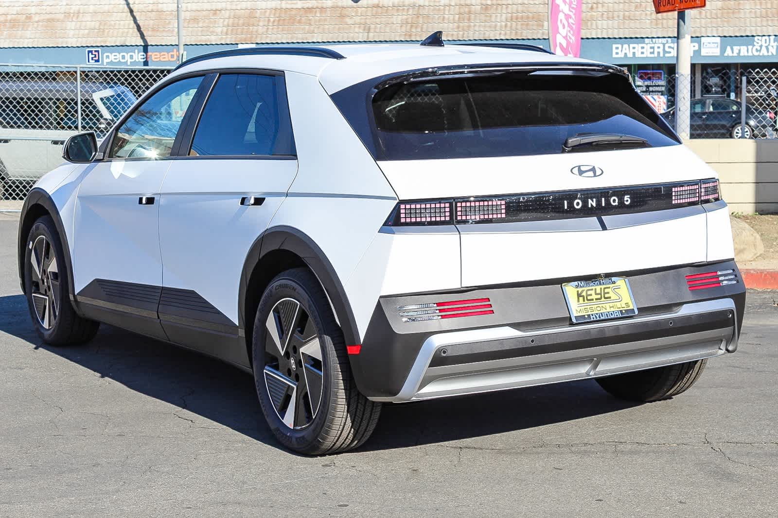 2025 Hyundai Ioniq 5 SEL 6