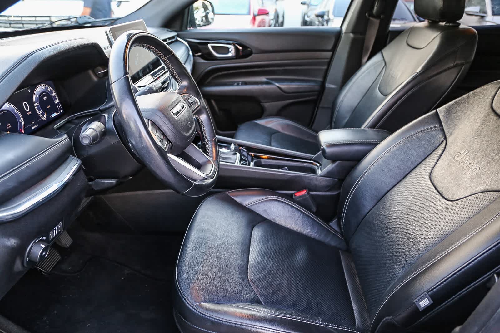 Thumbnail: 2022 Jeep Compass - 12