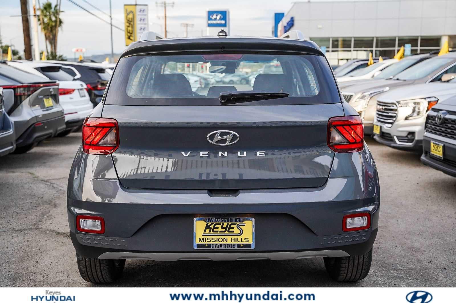 Thumbnail: 2026 Hyundai Venue - 9
