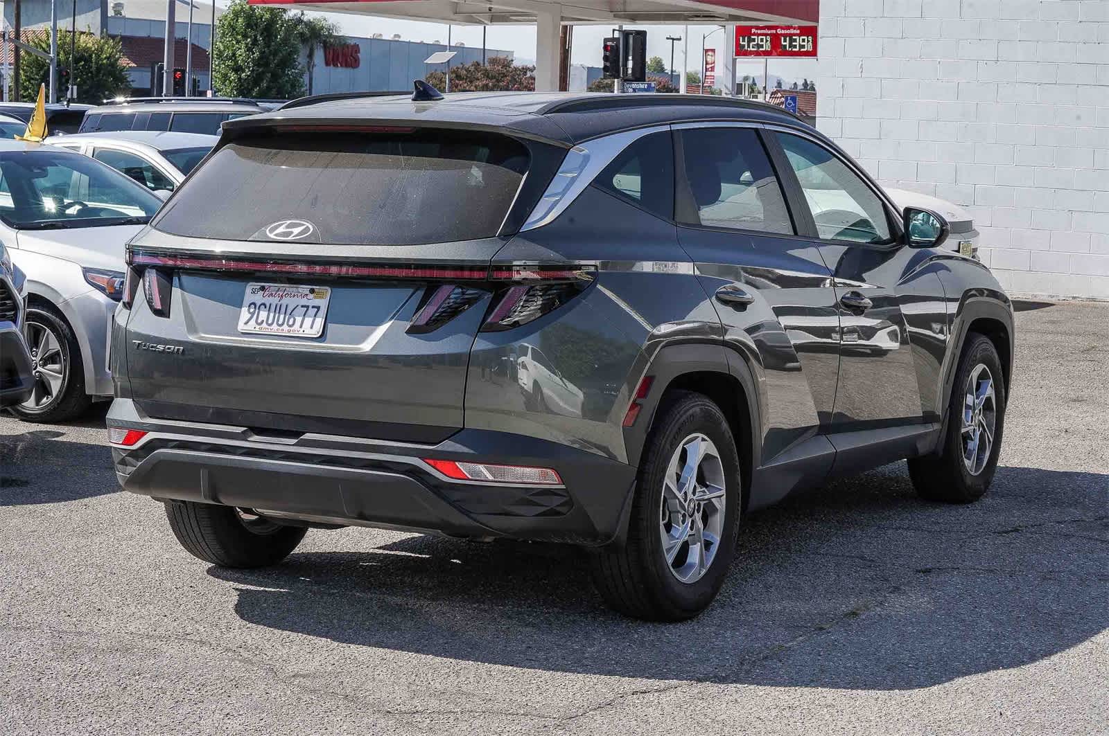 Thumbnail: 2022 Hyundai Tucson - 4