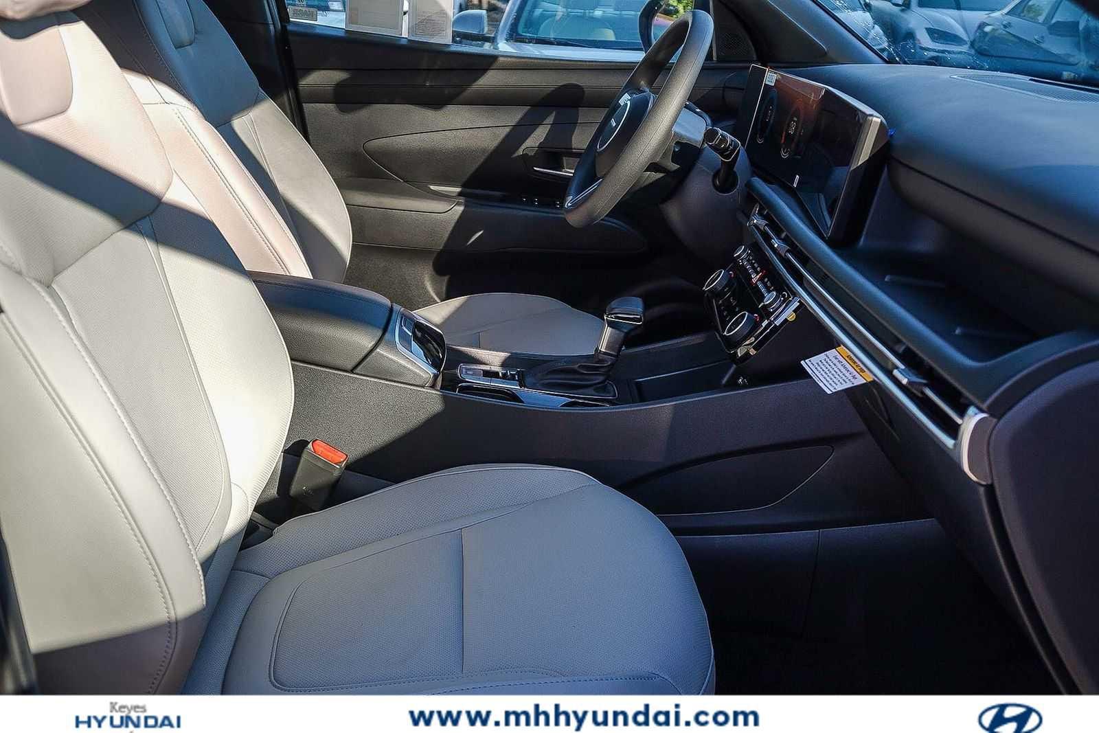 Thumbnail: 2026 Hyundai Santa Cruz - 19