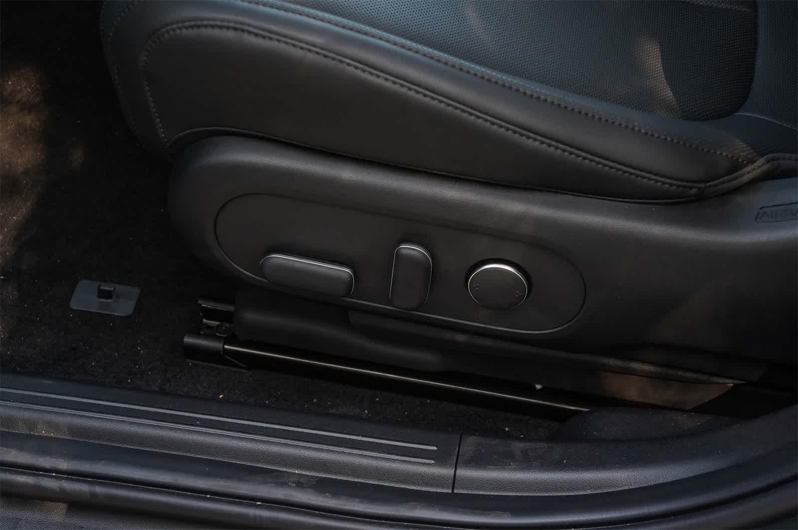 Thumbnail: 2025 Hyundai Ioniq 5 - 24