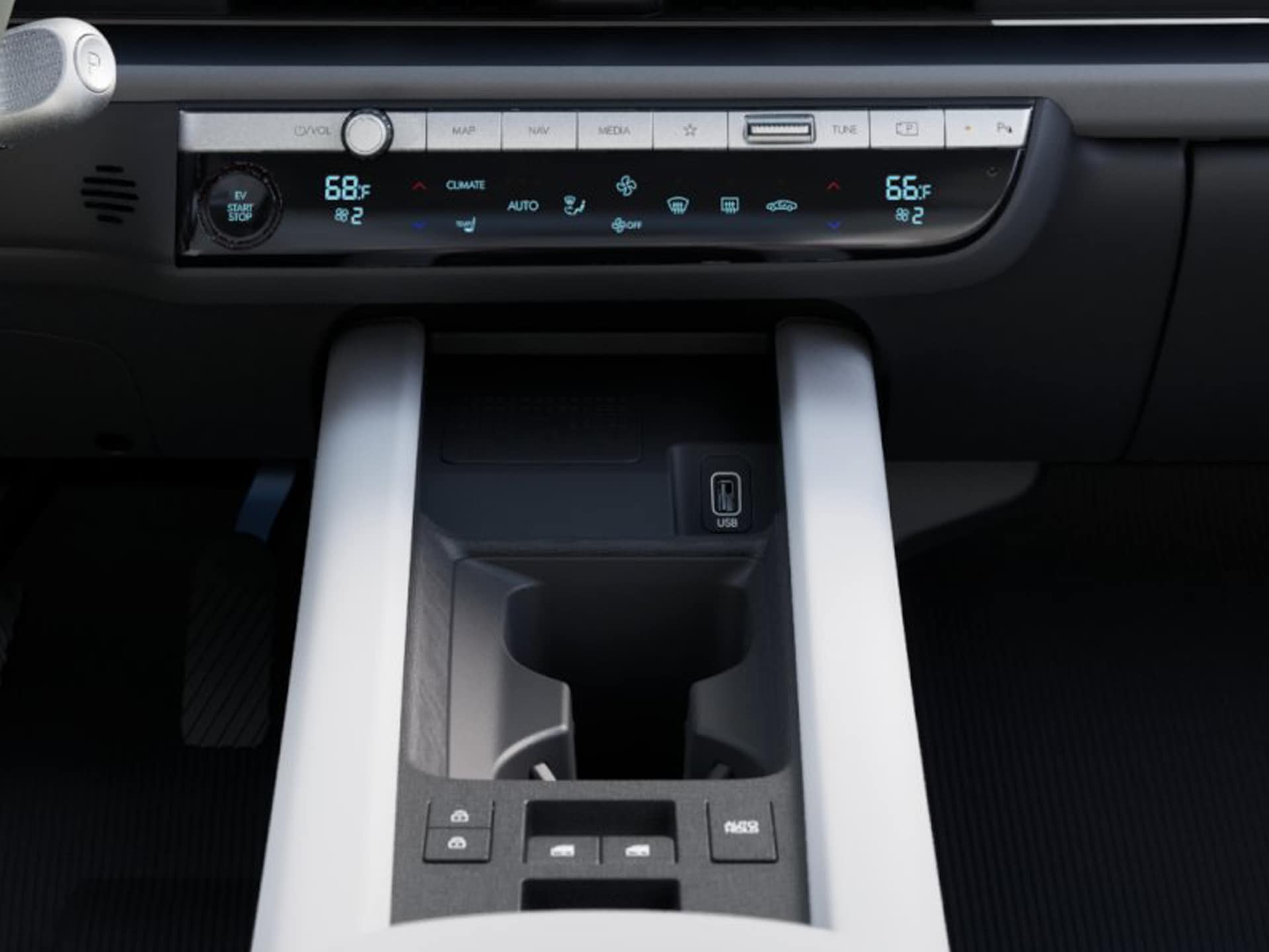 Thumbnail: 2025 Hyundai Ioniq 6 - 18