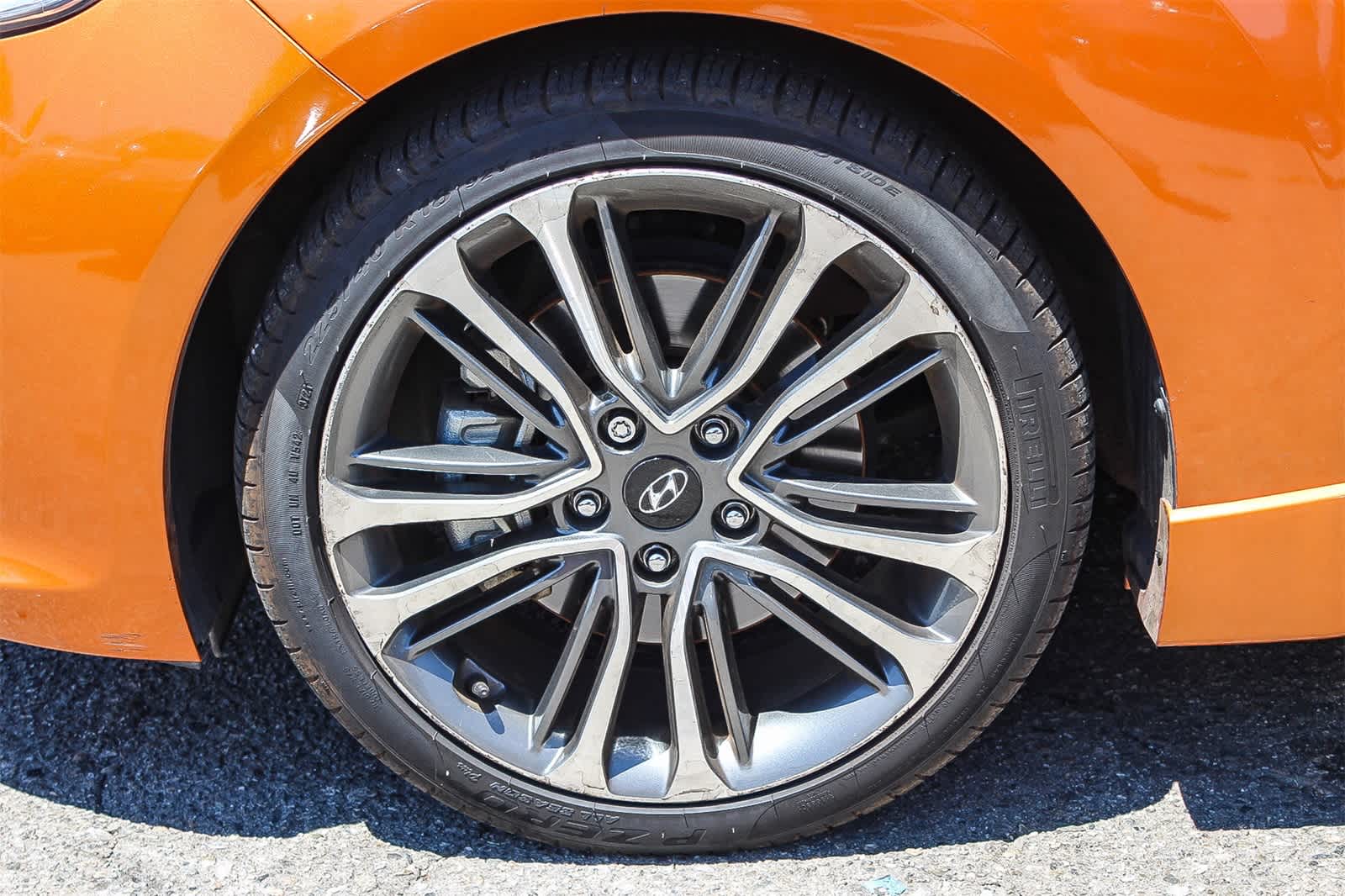 Thumbnail: 2016 Hyundai Veloster - 9
