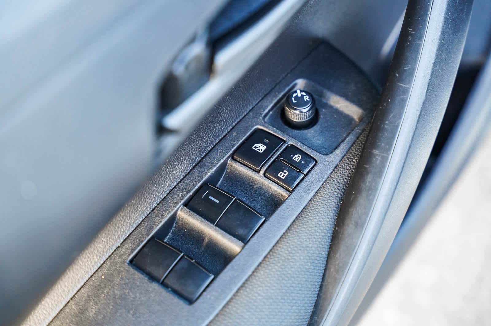 Thumbnail: 2022 Toyota Corolla - 19