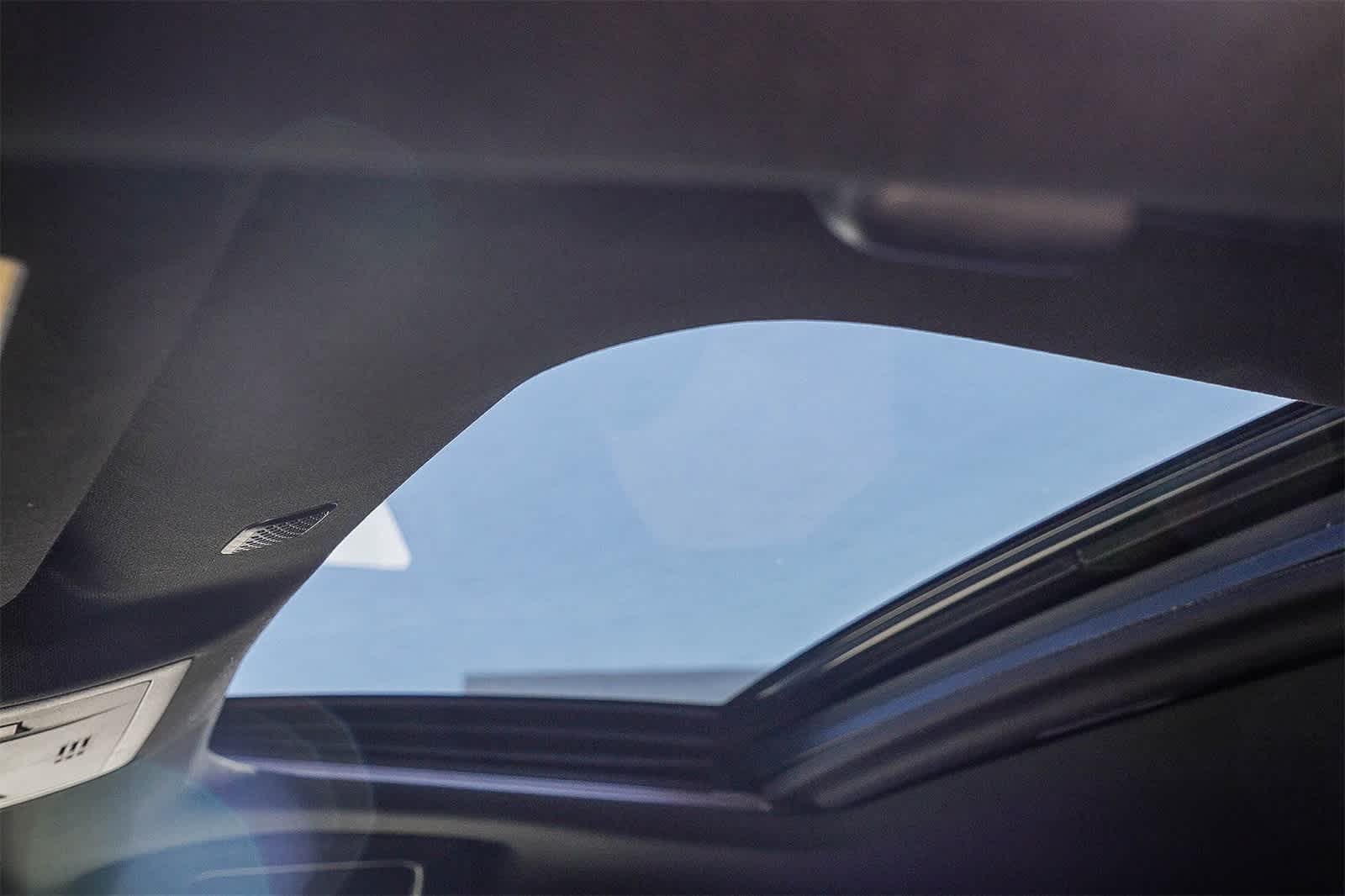 Thumbnail: 2022 Lexus IS - 21