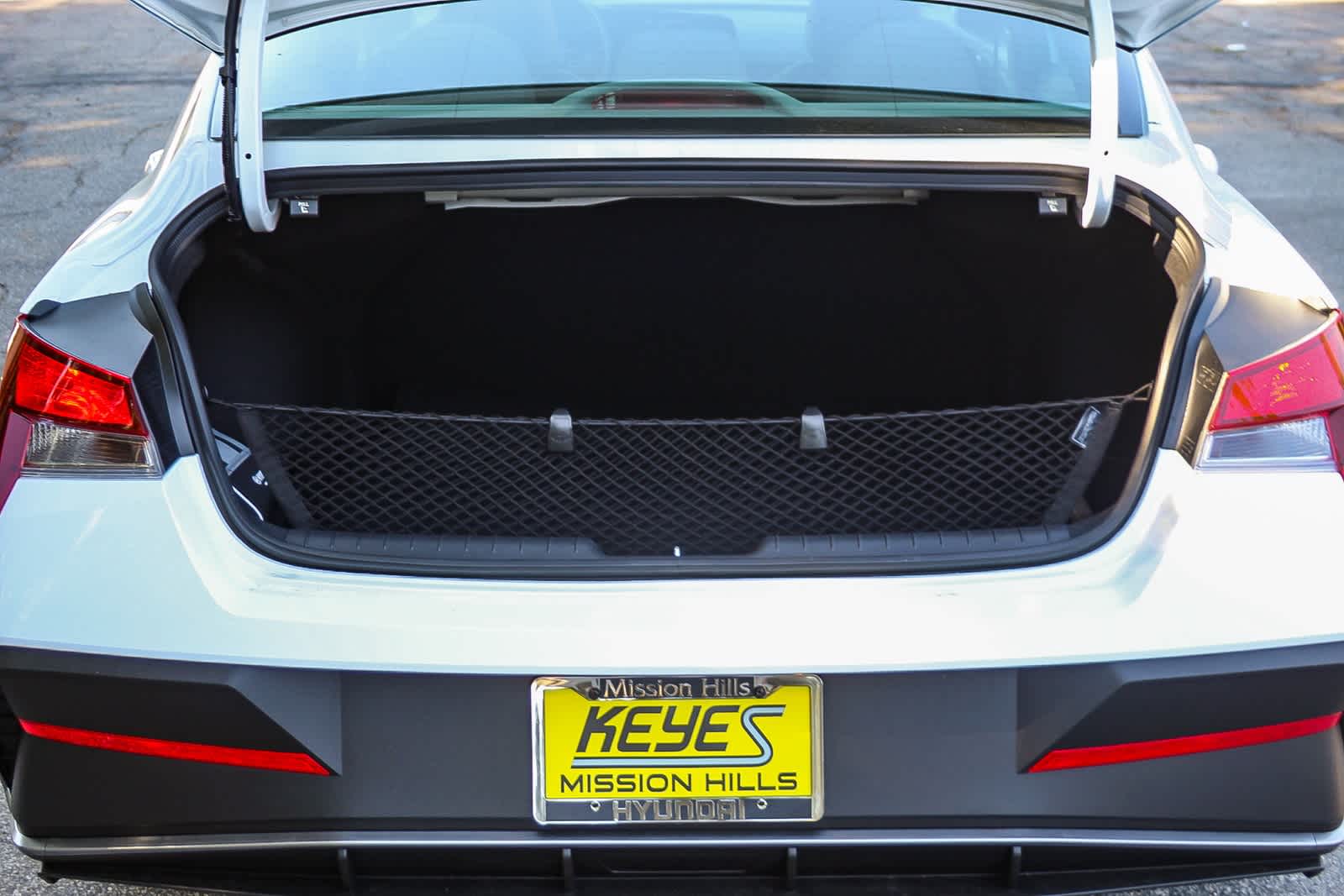 Thumbnail: 2025 Hyundai Elantra - 12