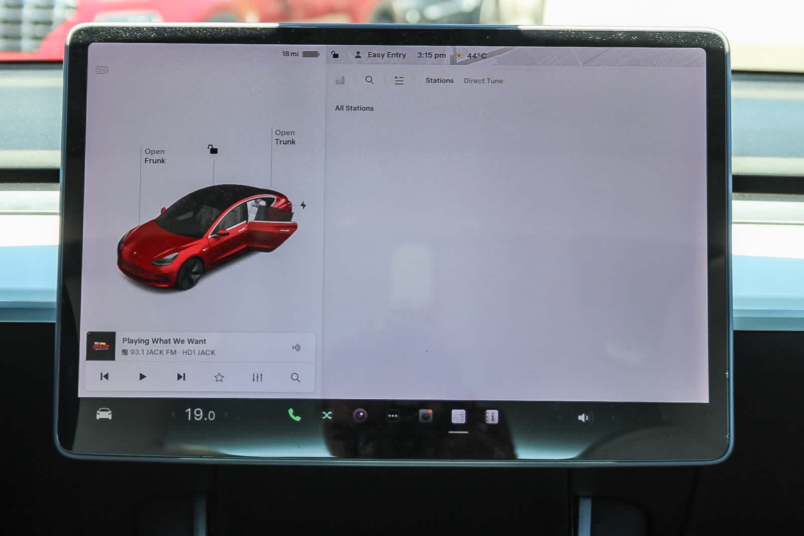 Thumbnail: 2020 Tesla Model 3 - 15