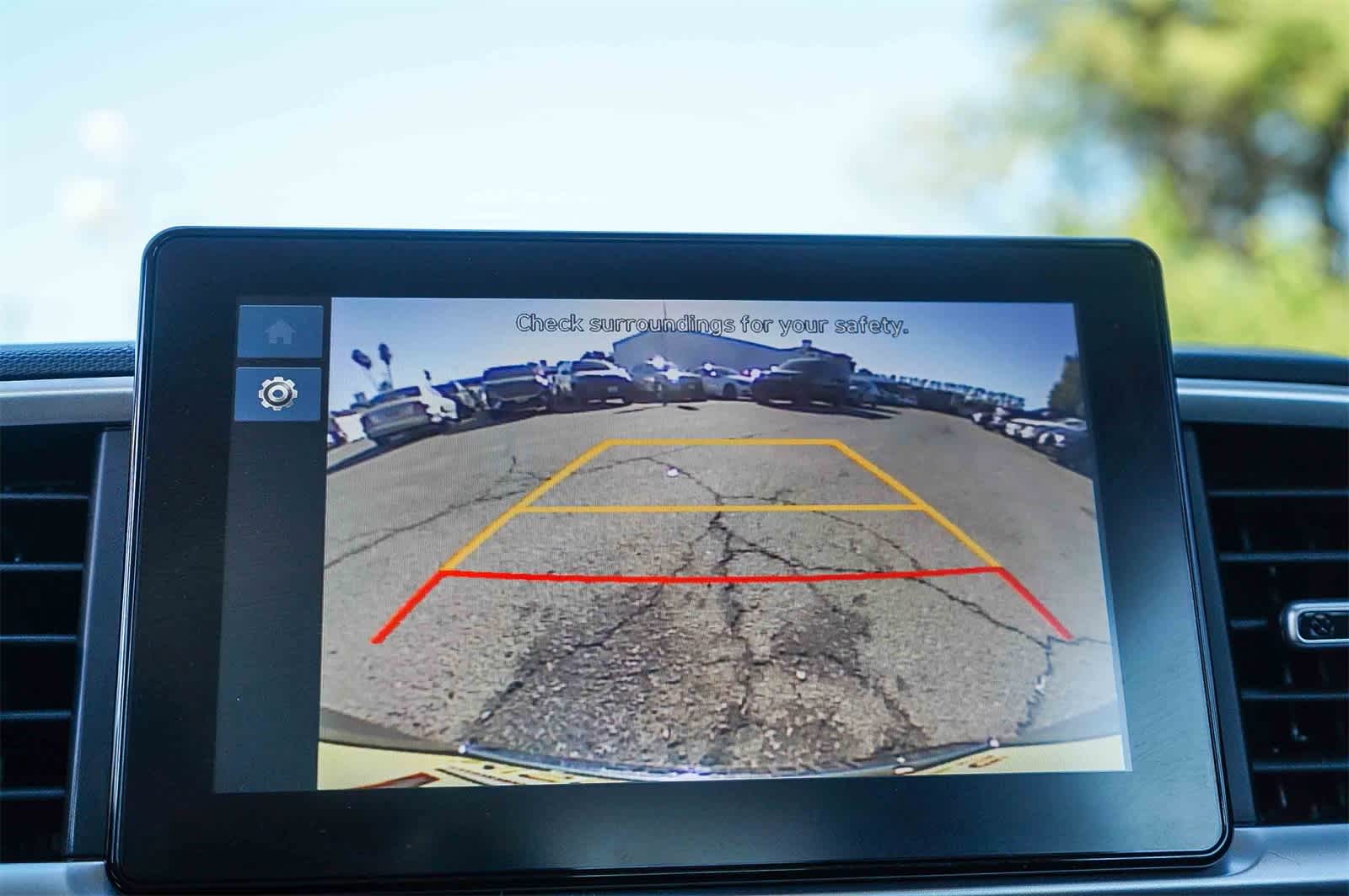 Thumbnail: 2023 Hyundai Venue - 23