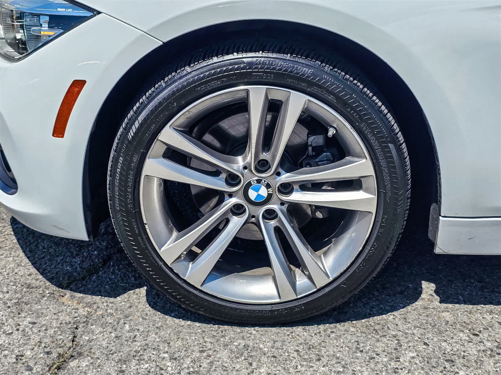 Thumbnail: 2018 BMW 3 Series - 8