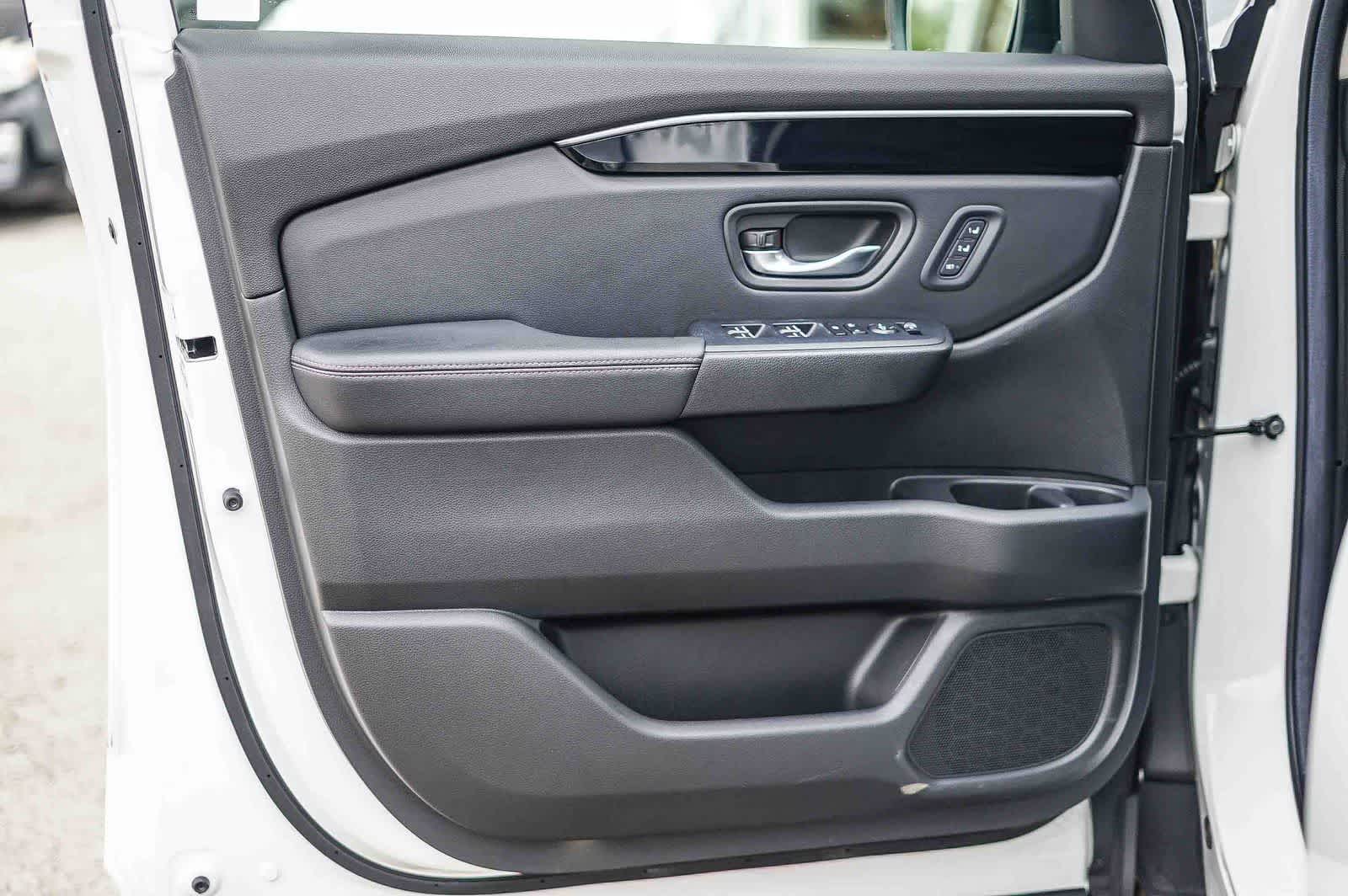 Thumbnail: 2024 Honda Pilot - 24