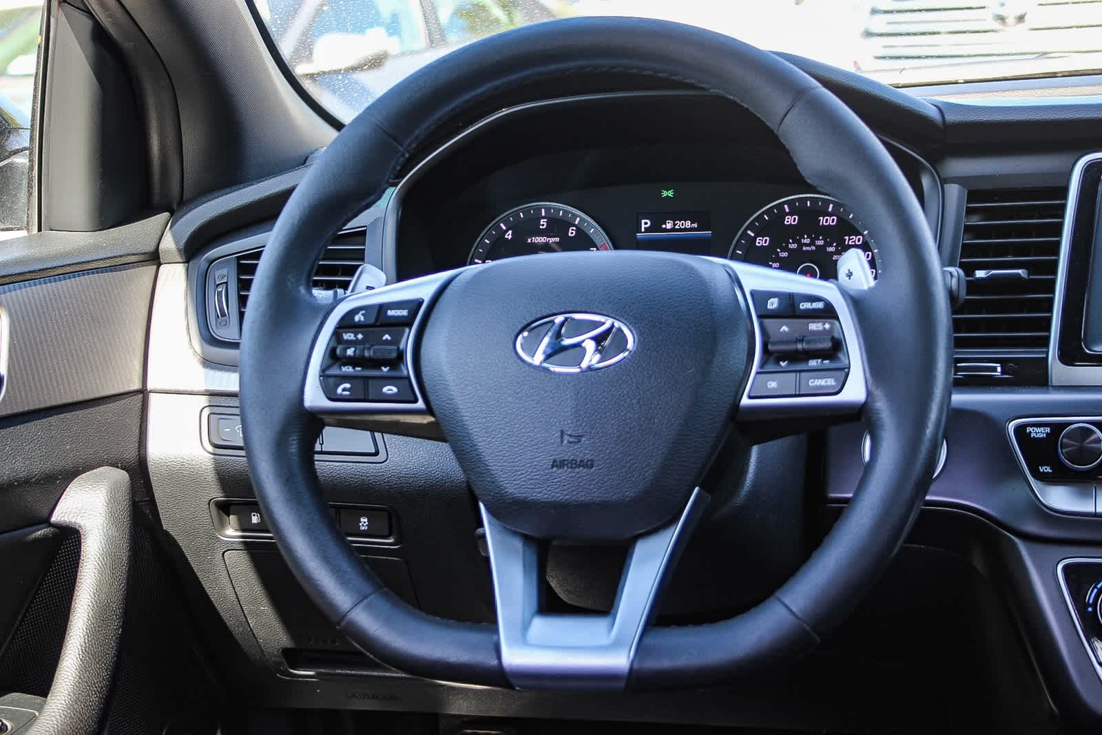Thumbnail: 2019 Hyundai Sonata - 17