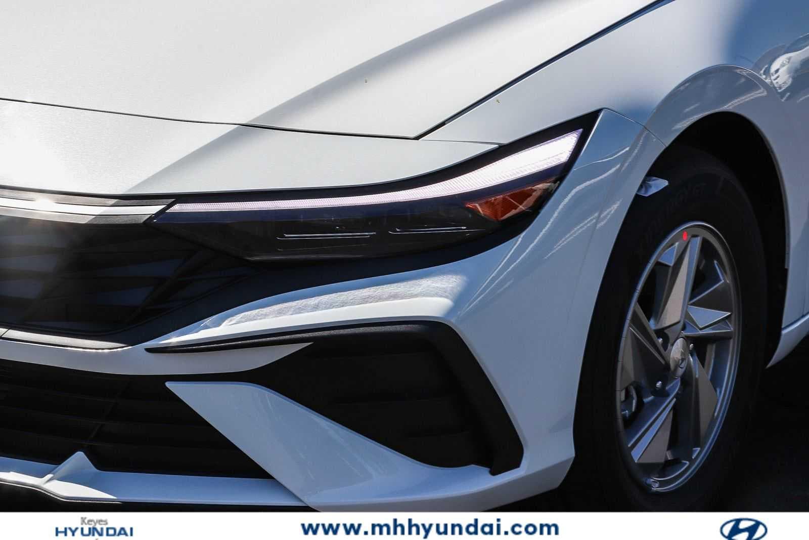 Thumbnail: 2026 Hyundai Elantra - 7