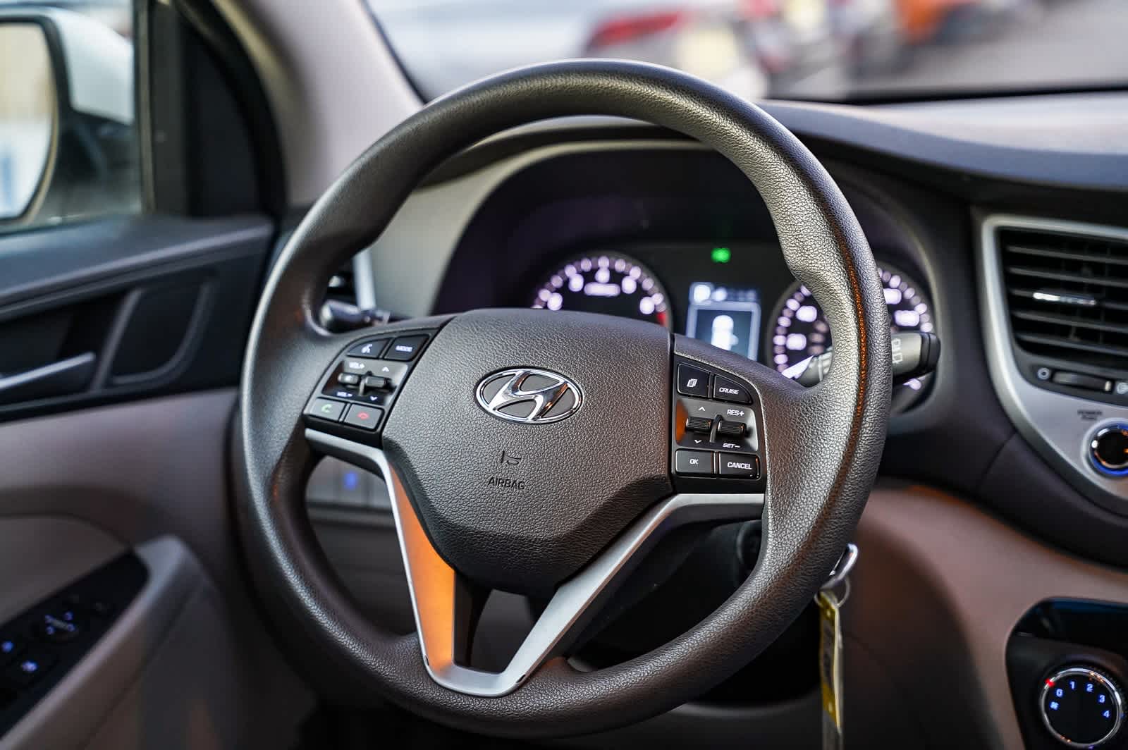 Thumbnail: 2016 Hyundai Tucson - 15