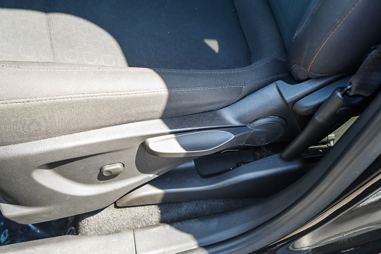 Thumbnail: 2020 Chevrolet Trax - 23