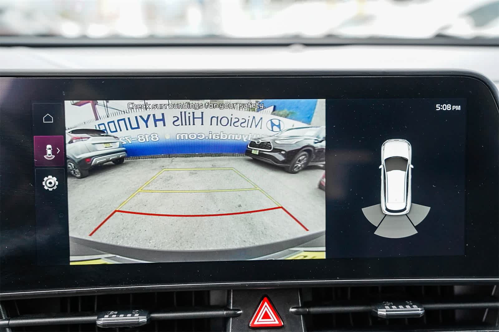 Thumbnail: 2023 Kia Sportage - 22