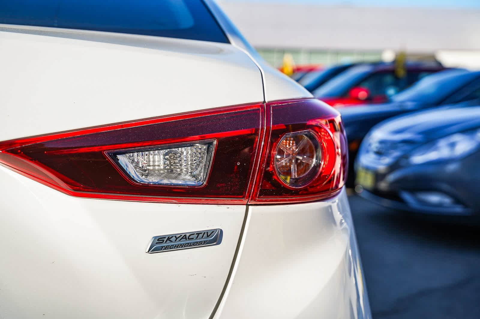 Thumbnail: 2018 Mazda Mazda3 - 9