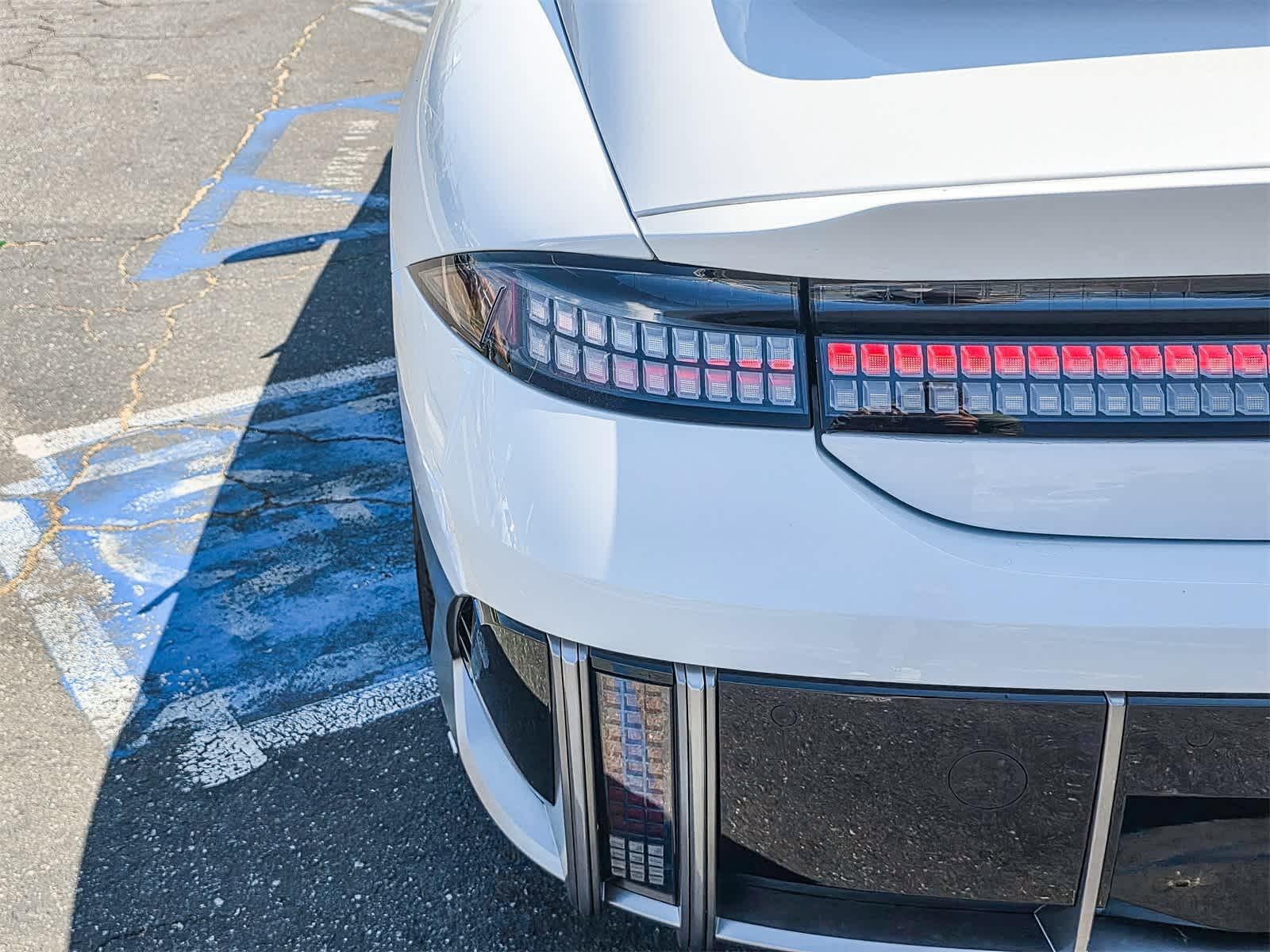 Thumbnail: 2025 Hyundai Ioniq 6 - 8