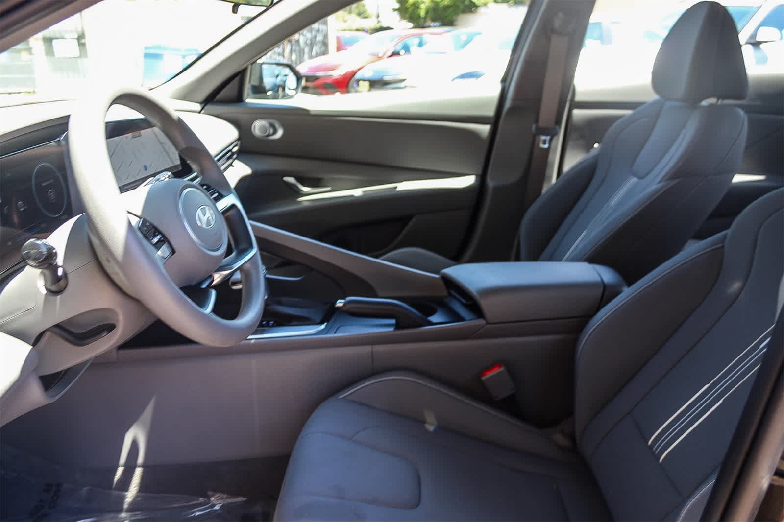 Thumbnail: 2024 Hyundai Elantra - 14