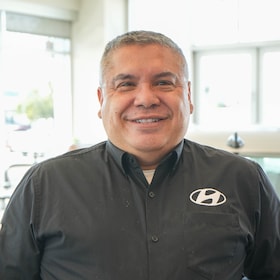 Staff member Orlando Romero from ID_ee22b9ada12a