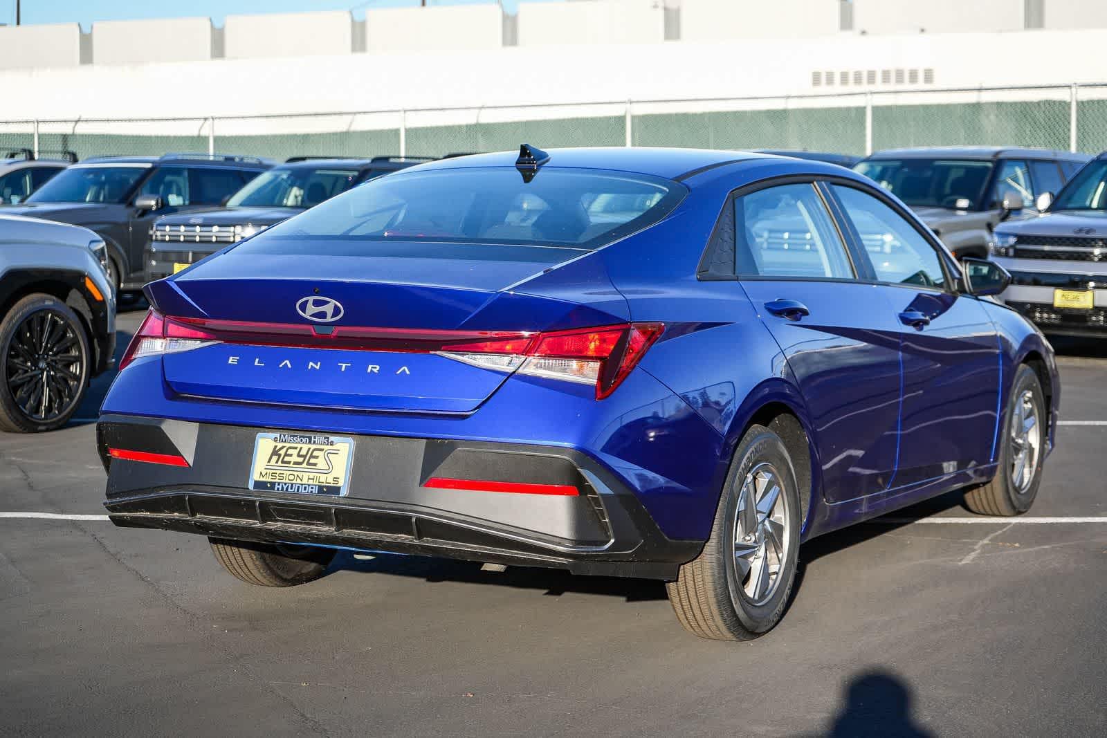 Thumbnail: 2026 Hyundai Elantra - 6