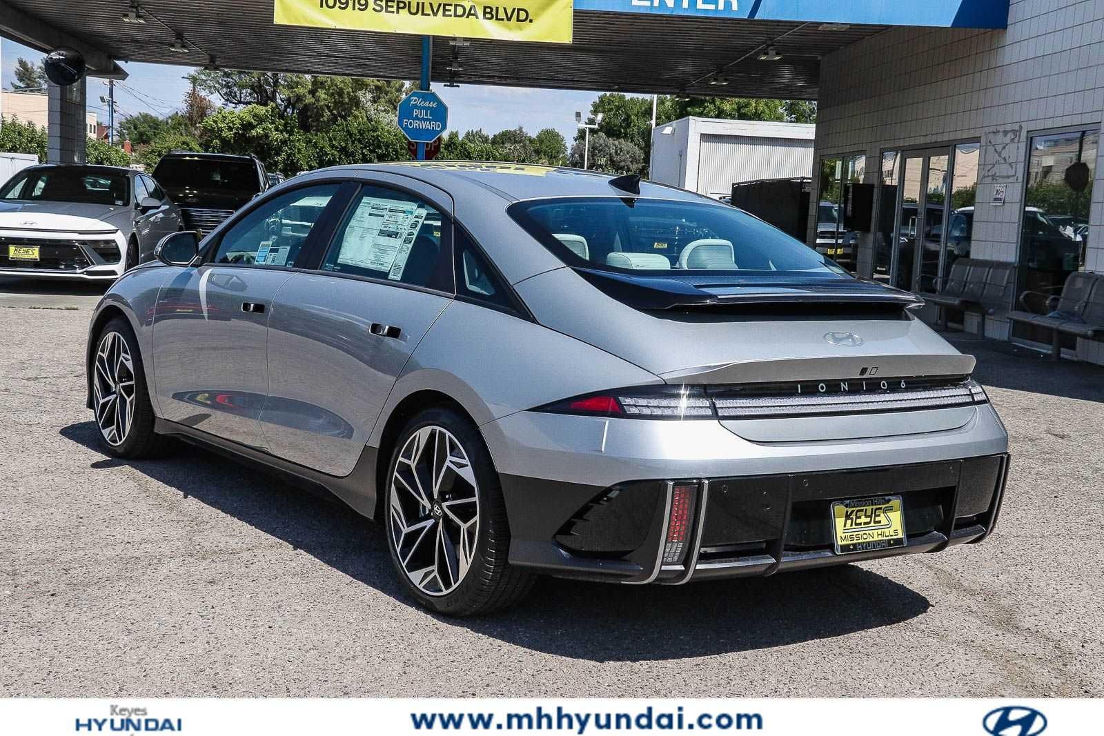 Thumbnail: 2025 Hyundai Ioniq 6 - 4