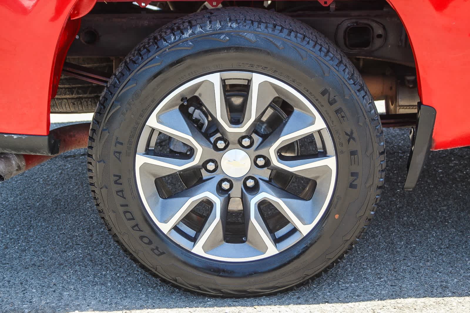 Thumbnail: 2020 Chevrolet Silverado 1500 - 8