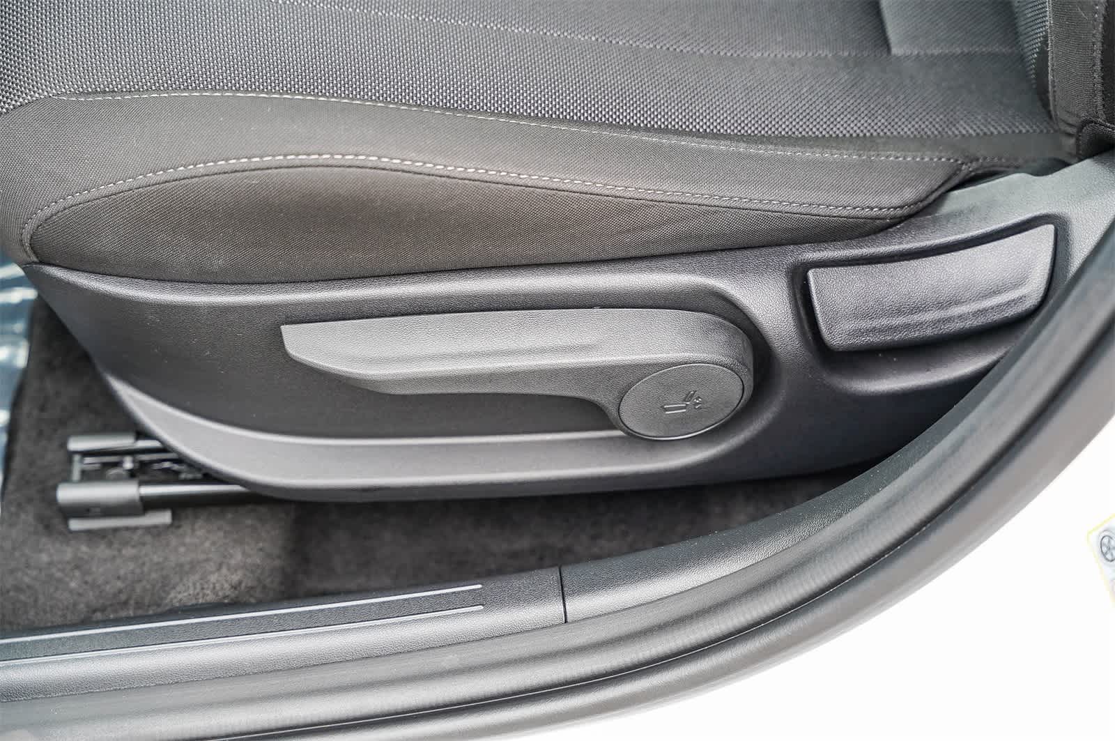 Thumbnail: 2025 Hyundai Elantra - 20