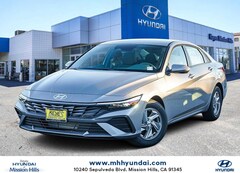 2026 Hyundai Elantra SE Sedan