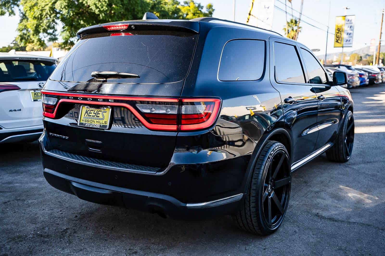 Thumbnail: 2020 Dodge Durango - 10