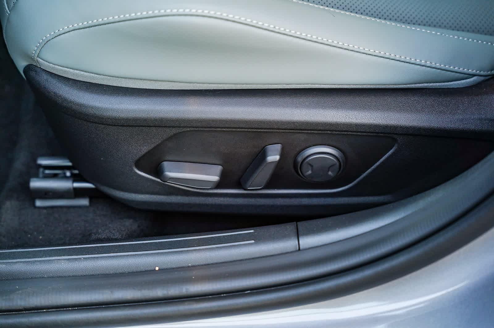 Thumbnail: 2025 Hyundai Elantra - 22