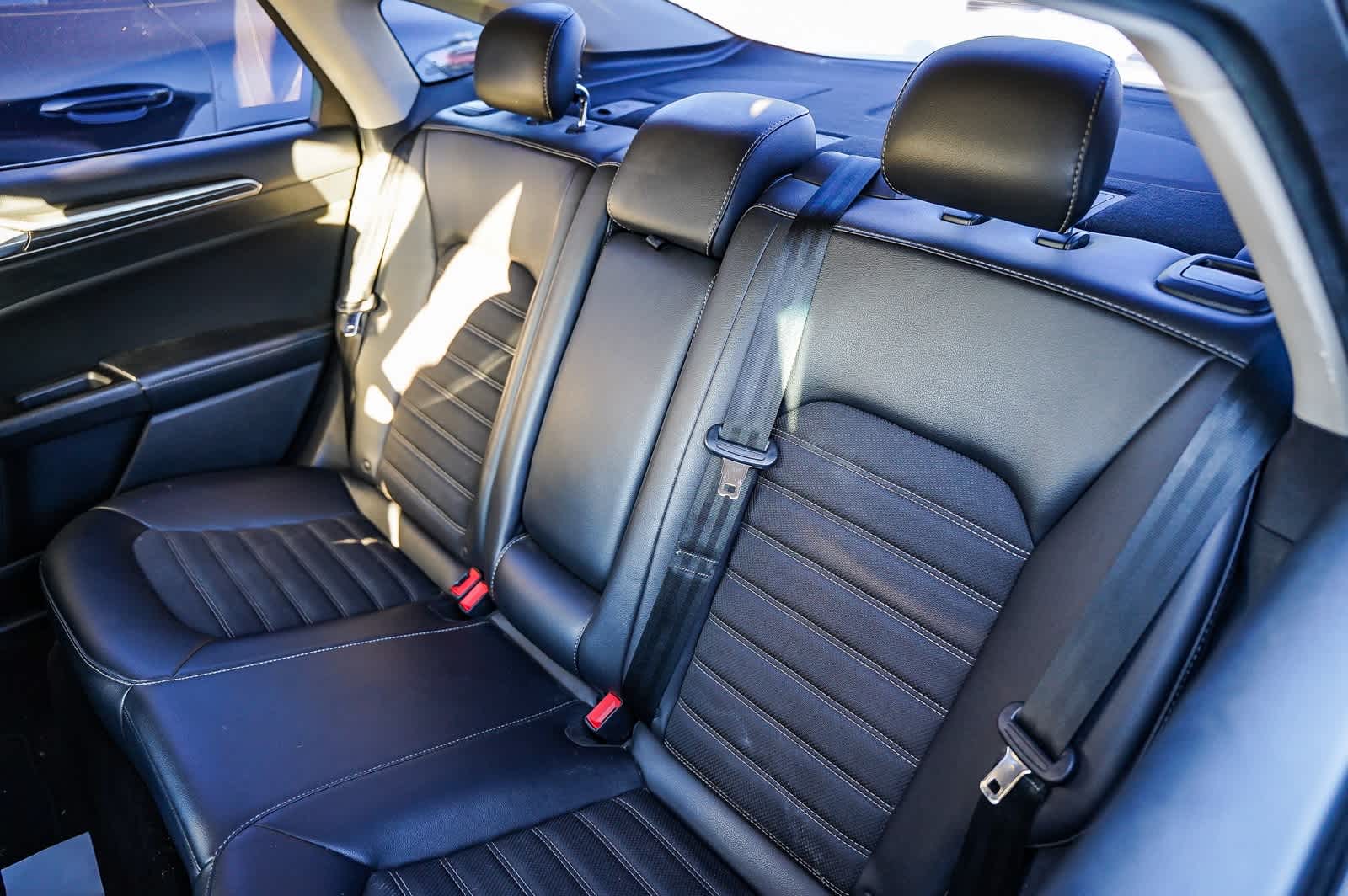 Thumbnail: 2017 Ford Fusion - 19