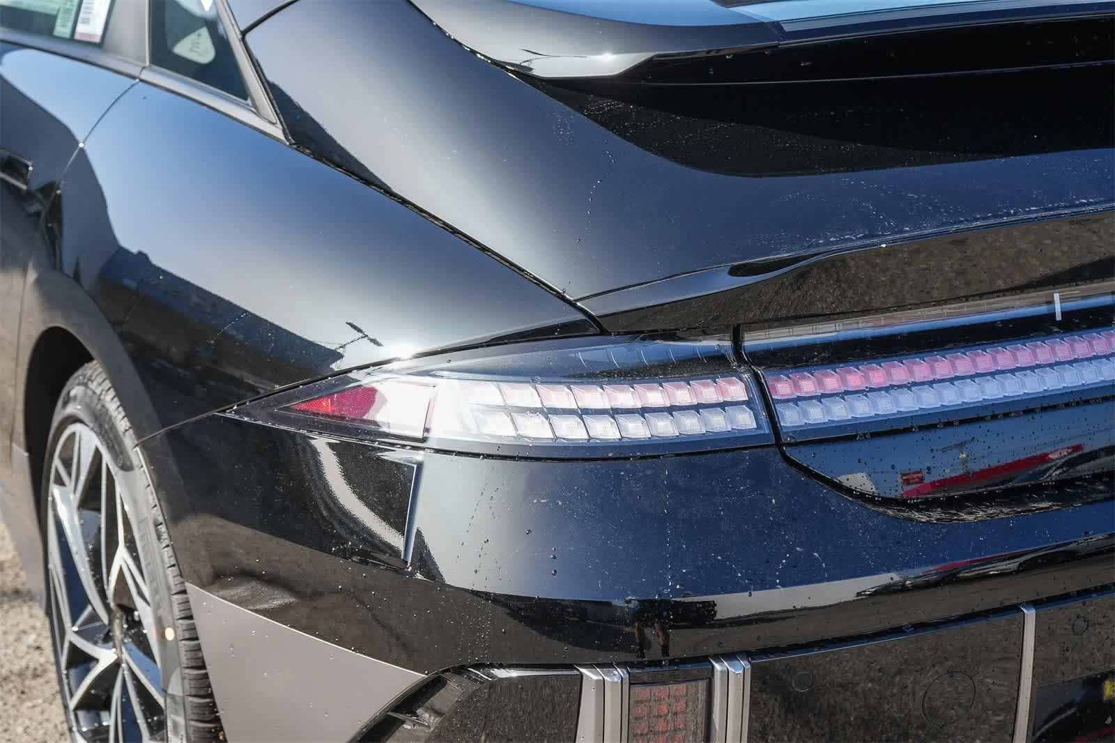 Thumbnail: 2025 Hyundai Ioniq 6 - 10